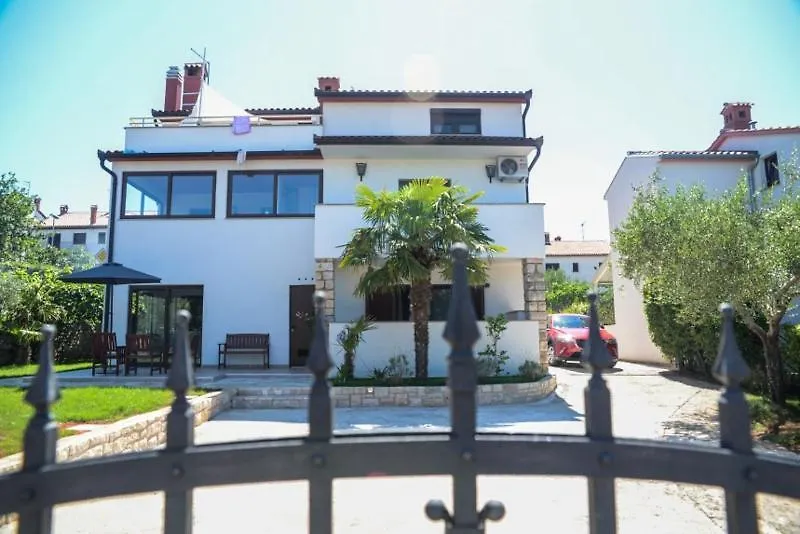 Lägenhet Modern Getaway Studio For Two Rovinj